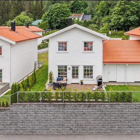 Les Homes - Modern & Cozy Stay Near Oslo Airport ナネスタッド エクステリア 写真